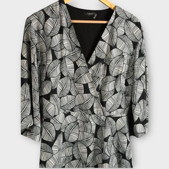 Natori Leaves Of Paradise Wrap Dress Womens 8 Navy & White - Picture 6 of 10